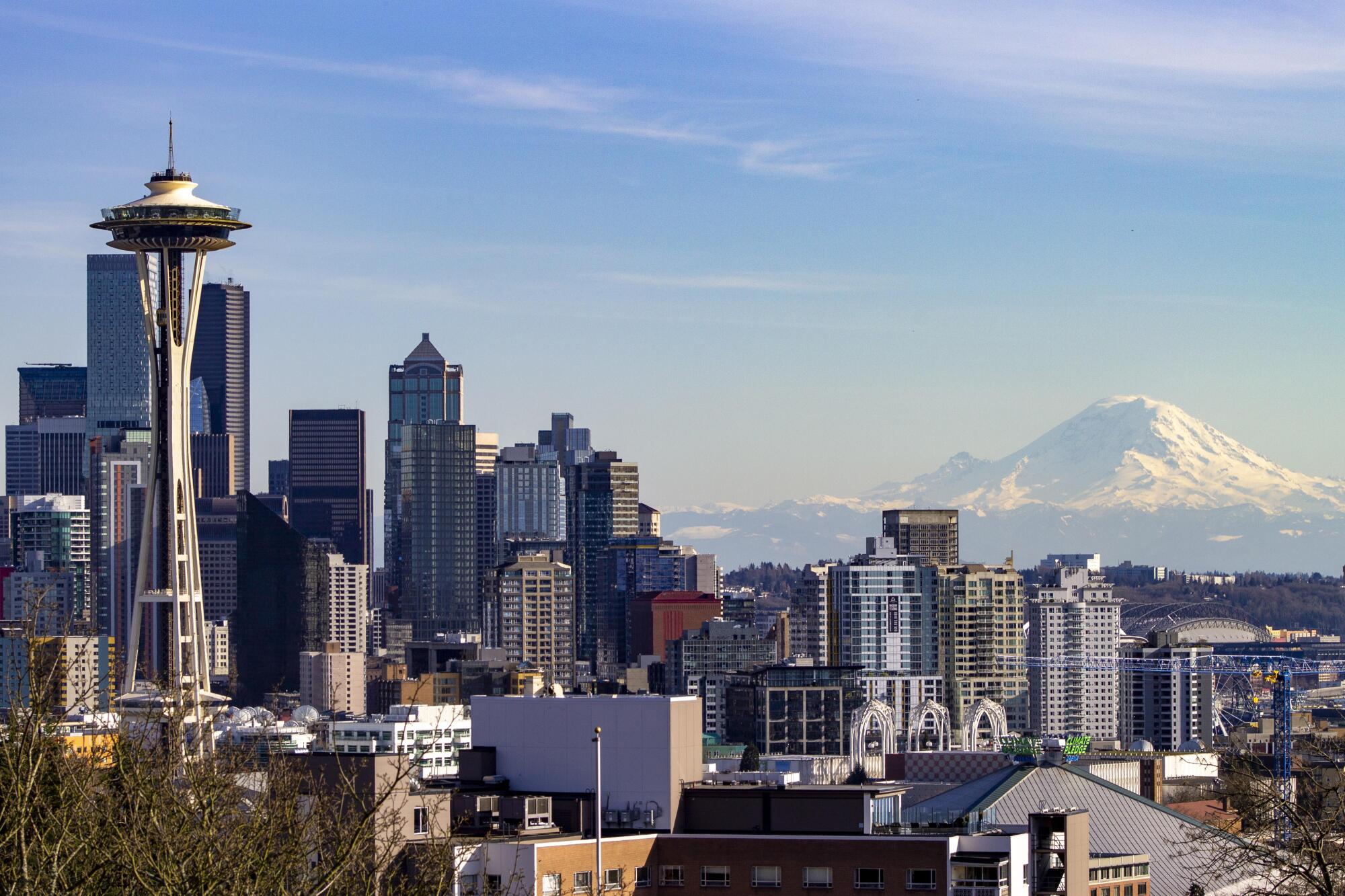 Things to Consider When Choosing a Leasing Agent in Seattle, WA